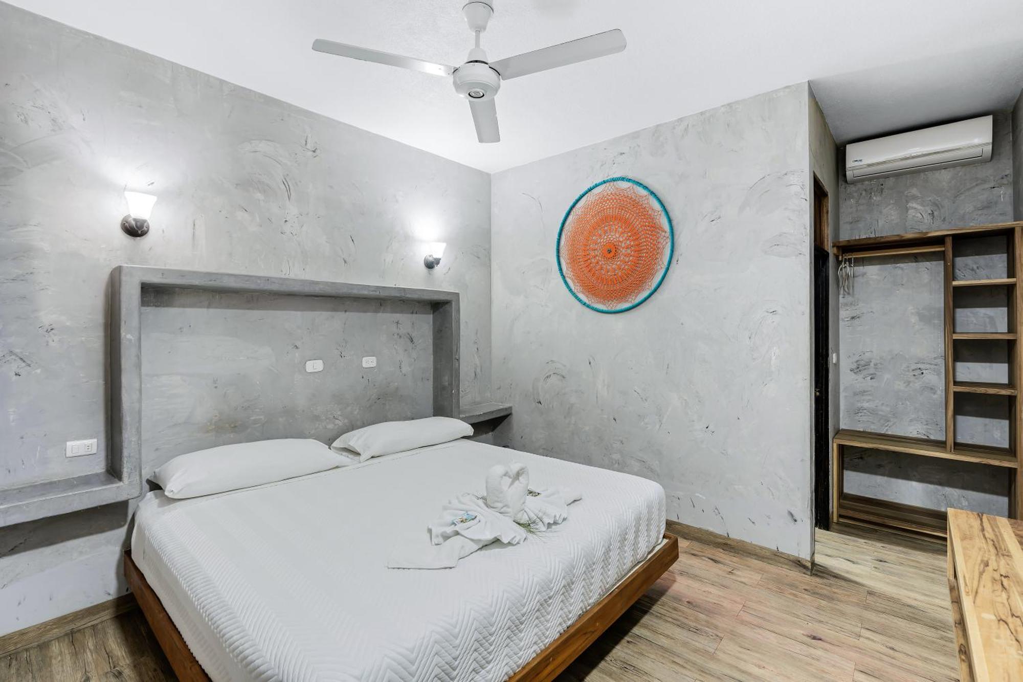 Hotel Tamarindo Inn - 1 Mi To Tamarindo Beach 외부 사진