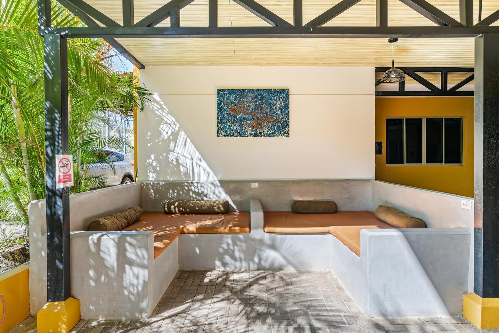 Hotel Tamarindo Inn - 1 Mi To Tamarindo Beach 외부 사진
